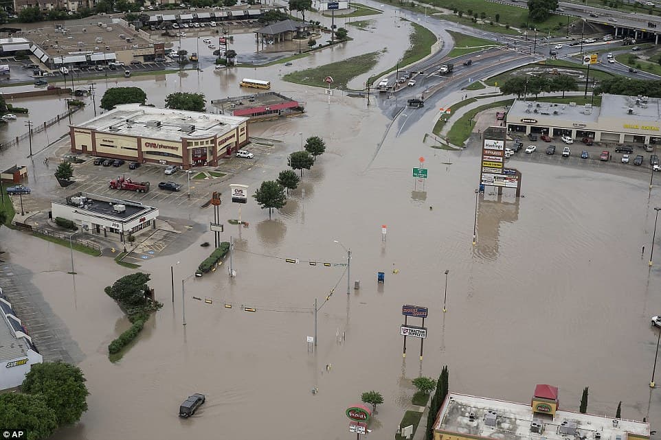 Image d'illustration pour Records de pluie et inondations meurtrières aux Etats-Unis