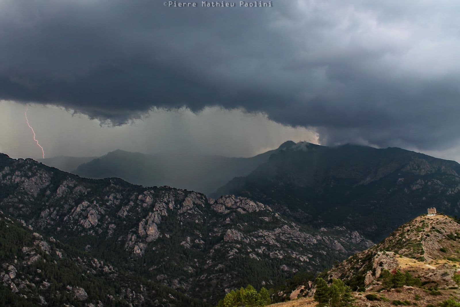 Image d'illustration pour Dépression Zeljko : orage violent, tornade et foudre meurtrière
