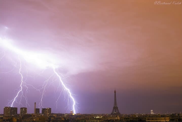 Image d'illustration pour Orages parfois forts avant un week-end très chaud