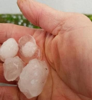 Image d'illustration pour Chaleur à l'Est attisant de violents orages