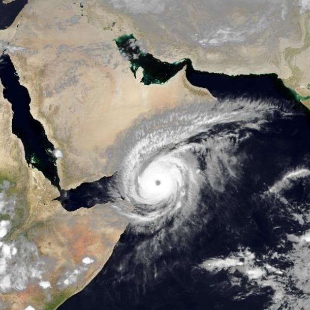 Image d'illustration pour Cyclone Chapala : intensité rare en Mer d'Arabie et risque pour le Yémem