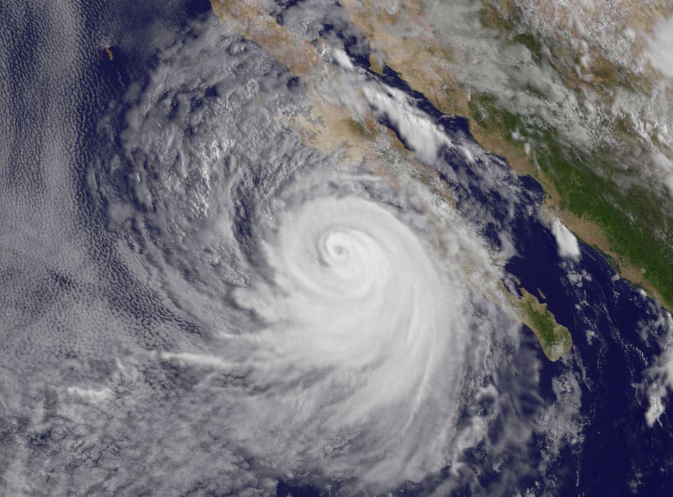 Image d'illustration pour Cyclone Norbert : dégâts au Mexique et aux Etats Unis