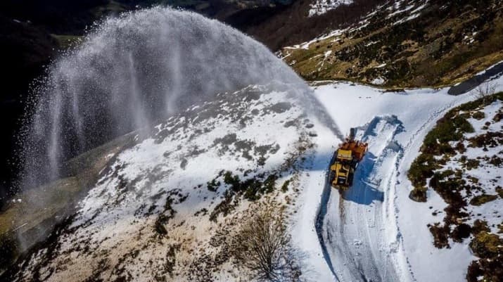 Image d'illustration pour Neige en montagne durant les vacances de printemps