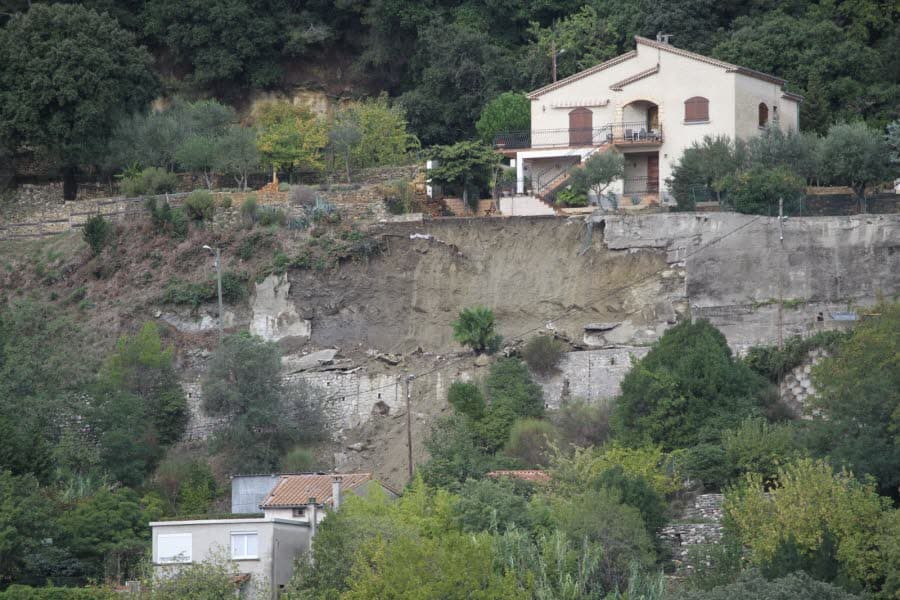 Image d'illustration pour Orages stationnaires, crues et inondations sur l'Ardèche et la Lozère