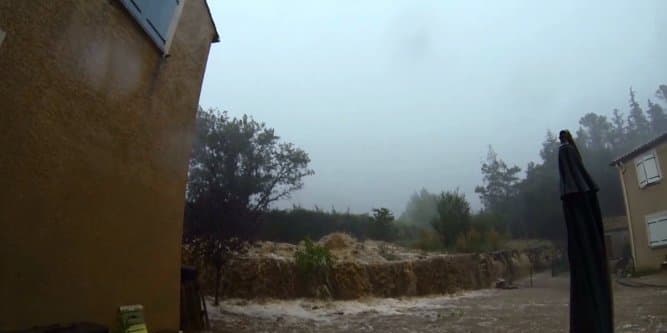 Image d'illustration pour Orages stationnaires, crues et inondations sur l'Hérault et le Gard (4 morts)
