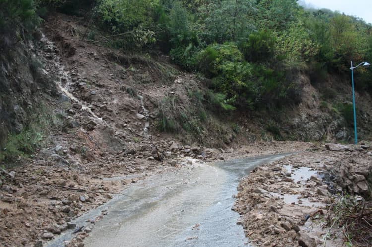 Image d'illustration pour Orages stationnaires, crues et inondations sur l'Ardèche et la Lozère