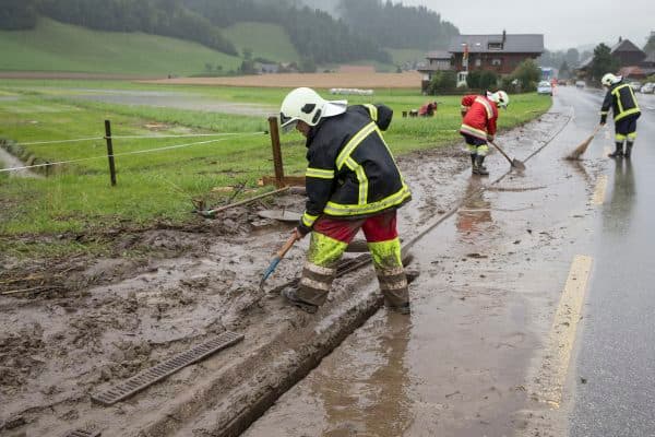 Image d'illustration pour Fortes pluies sur le Centre Est - inondations et coulés de boue en Suisse