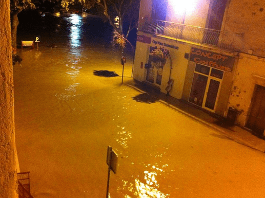 Image d'illustration pour Orages stationnaires, crues et inondations sur l'Hérault et le Gard (4 morts)