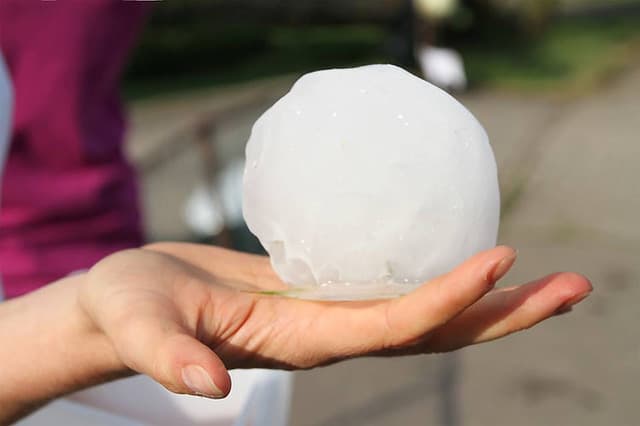 Image d'illustration pour Orages : Enorme grêlons en Allemagne - 2 morts en Suisse