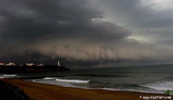 Image d'illustration pour Grêle, foudre et forte pluie : bilan des orages du 16 au 19 avril