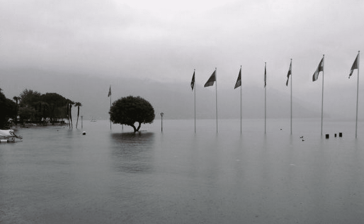 Image d'illustration pour Inondations dramatiques en Italie - Le lac Majeur déborde