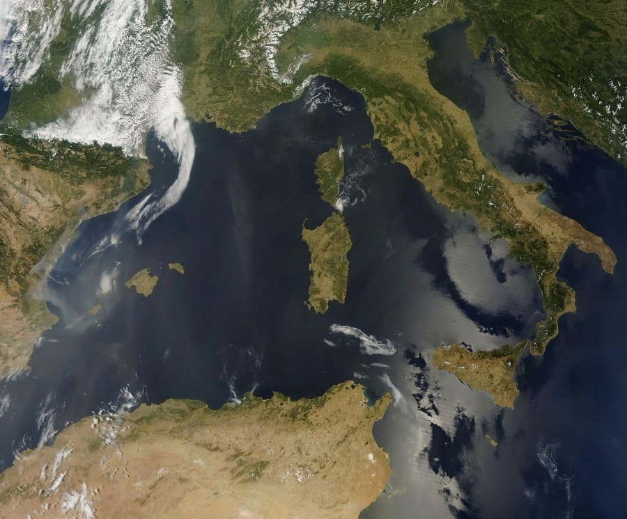 Image d'illustration pour Sable du Sahara dans le ciel du Sud-est de la France 