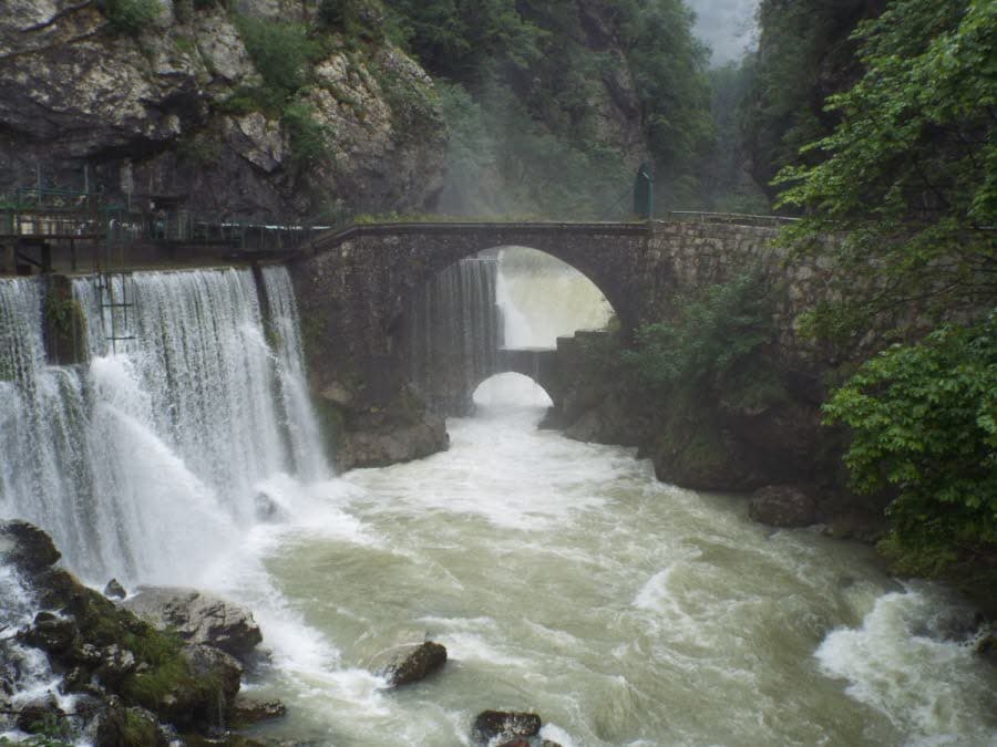 Image d'illustration pour Fortes pluies du Massif Central à l'Est - Inondations en Drôme, Isère et Savoie