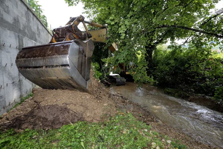 Image d'illustration pour Fortes pluies du Massif Central à l'Est - Inondations en Drôme, Isère et Savoie