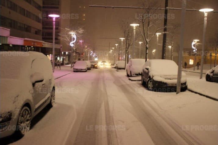 Image d'illustration pour Retour de la neige dans l'Est avant le redoux 
