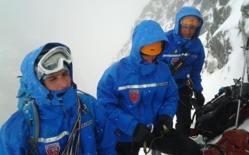 Image d'illustration pour Neige et secours en haute montagne dans les Alpes (Ecrins, Mont Blanc)