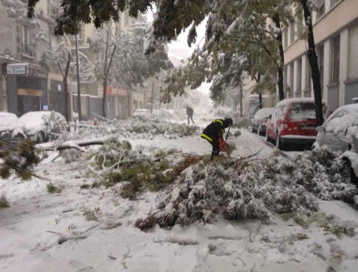 Image d'illustration pour Neige exceptionnelle à Grenoble le 28 octobre 2012