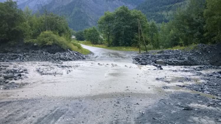 Image d'illustration pour Orage : foudre et coulées de boue en Isère et sur les Savoie