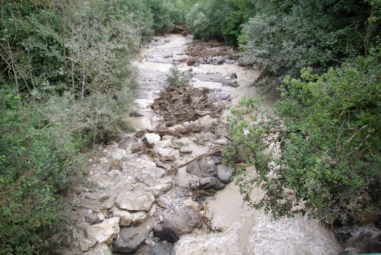 Image d'illustration pour Orage, foudre et coulées de boue en Rhône-Alpes