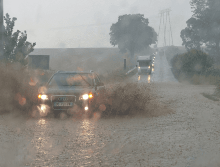 Image d'illustration pour Bilan des violents orages les 12 & 13 août : vent, foudre, inondations