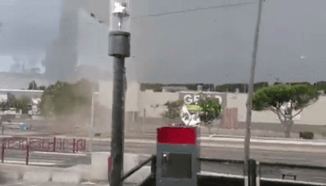 Image d'illustration pour Orages : inondations en Avignon - probable tornade à Plan de Campagne