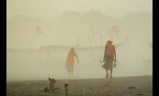 Image d'illustration pour Orage, tempête de sable et canicule en Inde