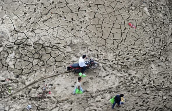 Image d'illustration pour One Planet Summit à Paris - Revue de presse du changement climatique