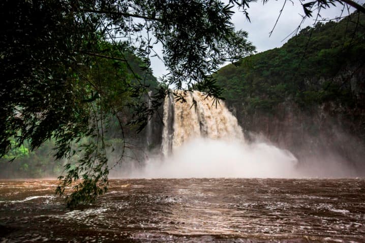Image d'illustration pour Tempête tropicale Carlos sur La Réunion