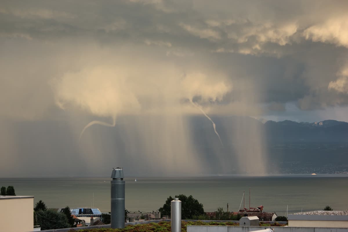 Image d'illustration pour Orages violents en Corse - Trombe sur le Léman