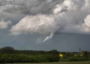 Image d'illustration pour Tuba, trombe, tornade et mini-tornade : quelles différences ? 